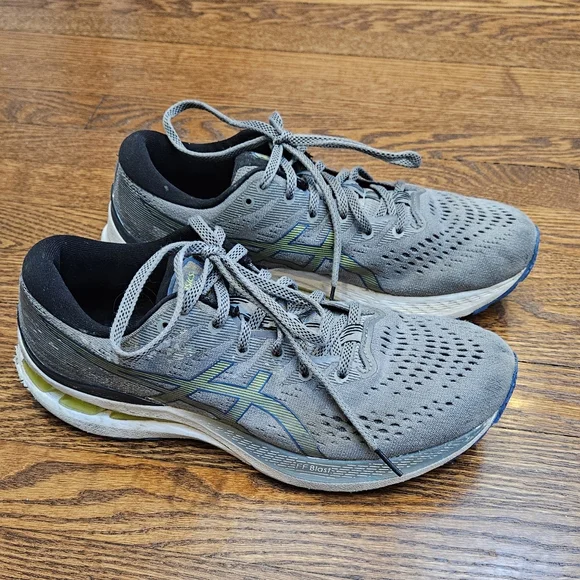 ASICS Men's Gel-Kayano 28 Running Sneakers - Picture 3 of 7